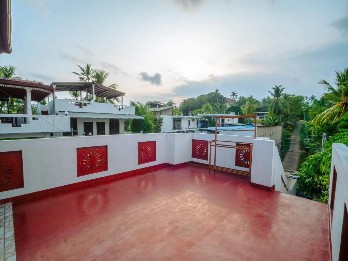 Surfing Guest House มาตารา ภายนอก รูปภาพ
