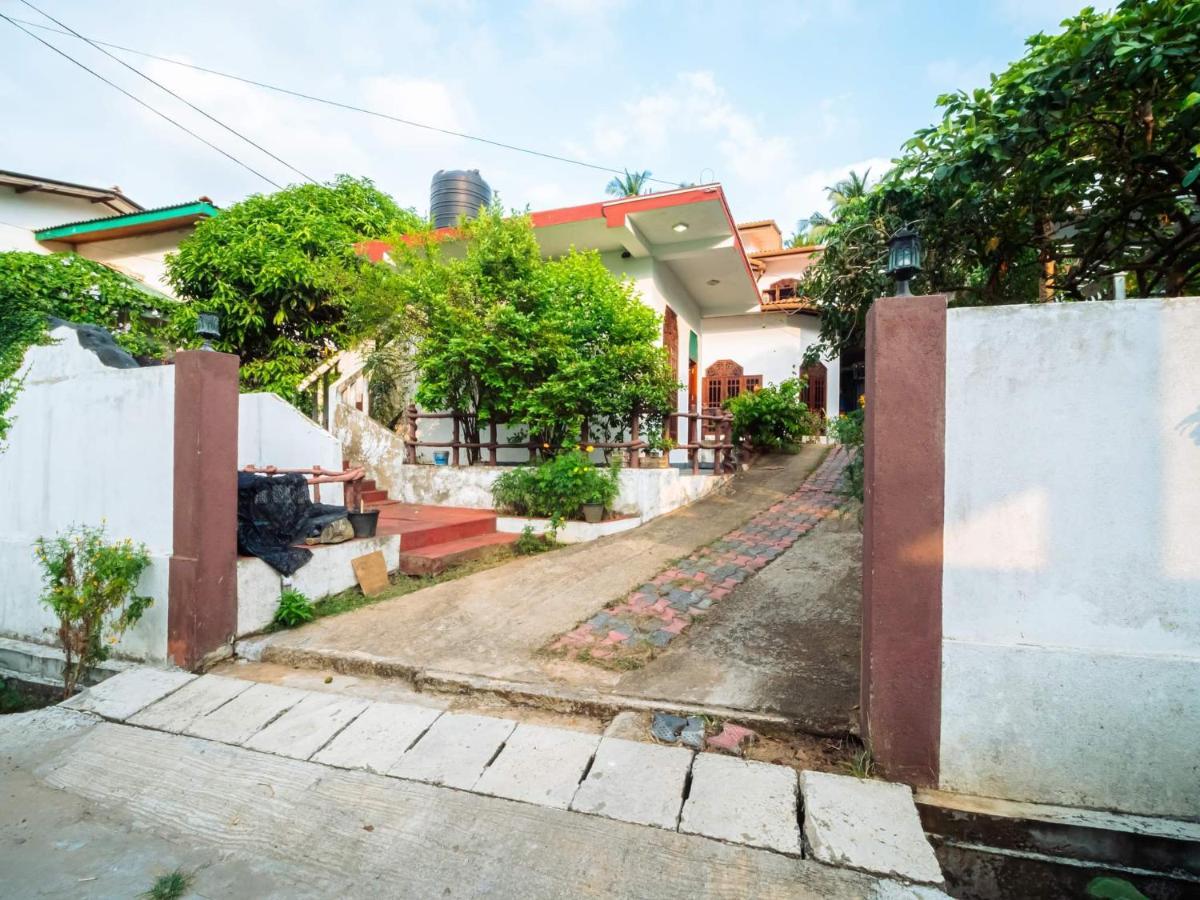 Surfing Guest House มาตารา ภายนอก รูปภาพ